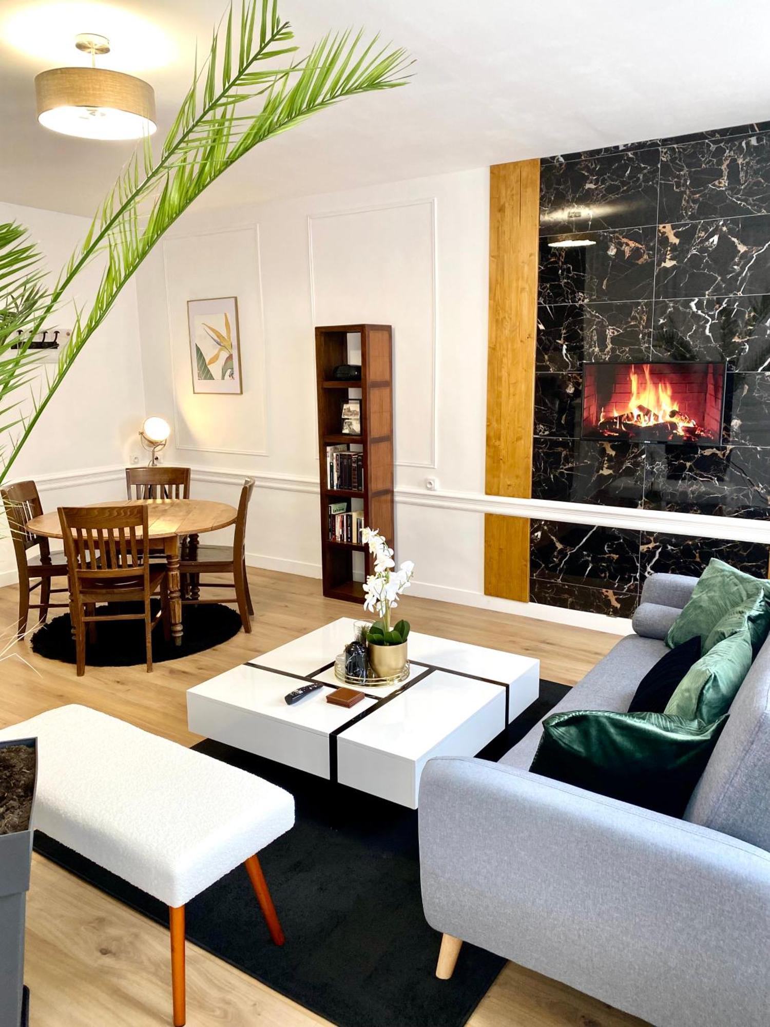 Bel Appartement Pour 2 Personnes Vue Laterale Sur Le Port Le Tréport Exterior foto